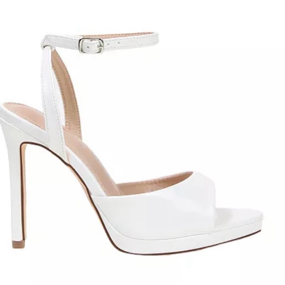 Barnes’s White Ankle-Strap Platform High Heel Sandals